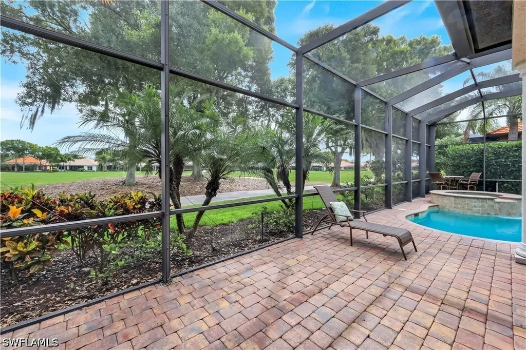 9002 Shenendoah Circle Naples FL 34113