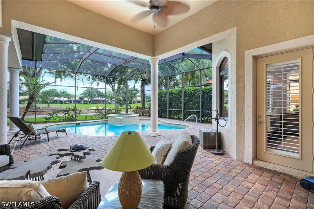 9002 Shenendoah Circle Naples FL 34113