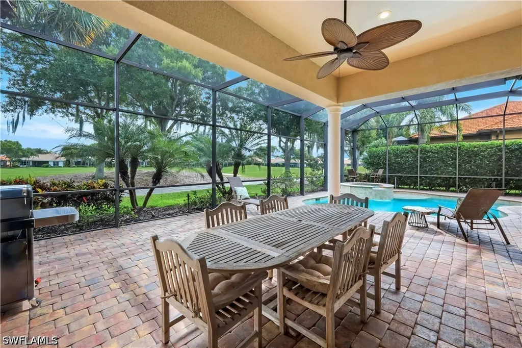 9002 Shenendoah Circle Naples FL 34113