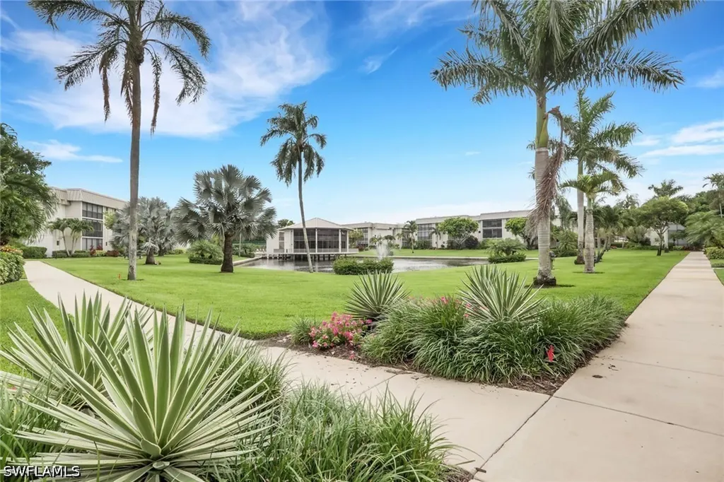 788 Park Shore Drive Naples FL 34103