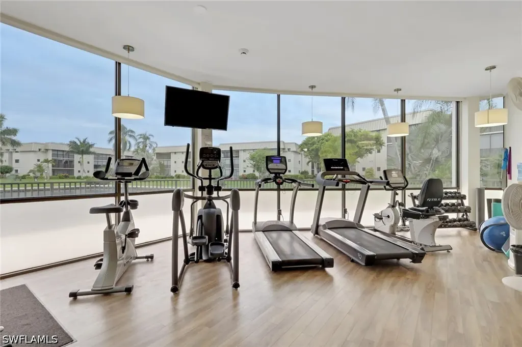 788 Park Shore Drive Naples FL 34103