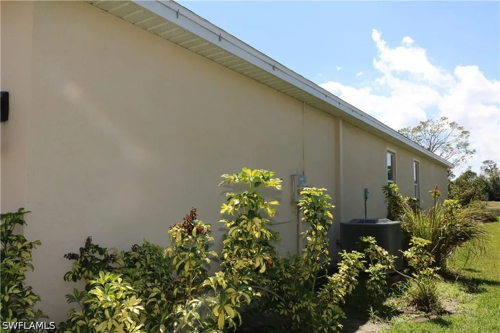 8804 Swell Brooks Court North Fort Myers FL 33917