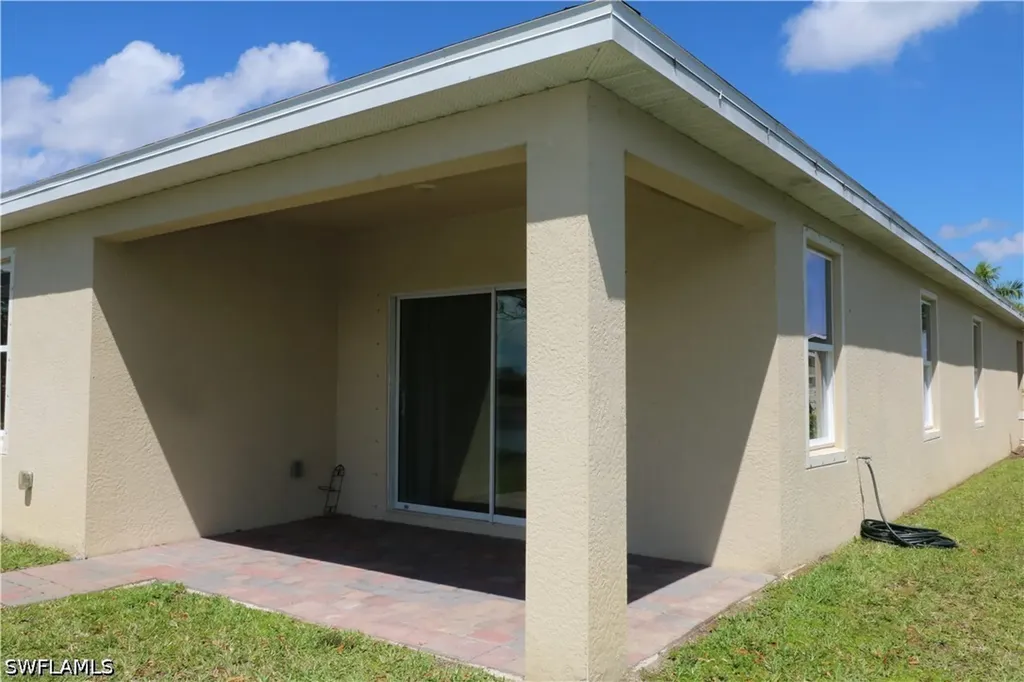 8804 Swell Brooks Court North Fort Myers FL 33917