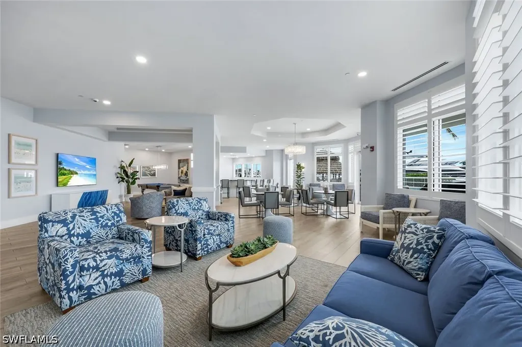 891 10th Street S Naples FL 34102