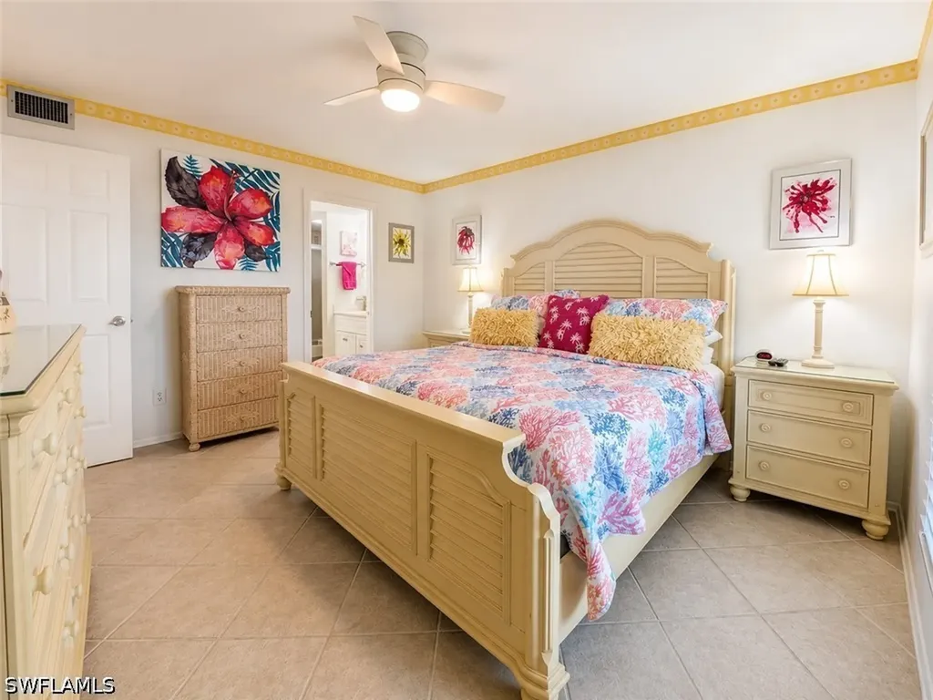 600 Neapolitan Way Naples FL 34103
