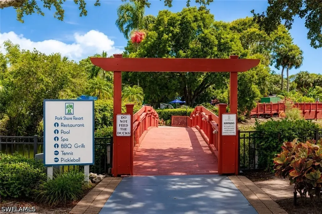 600 Neapolitan Way Naples FL 34103