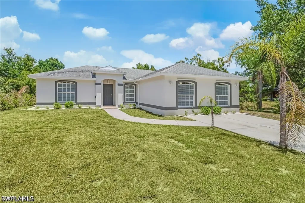 2921 2nd Avenue SE Naples FL 34117