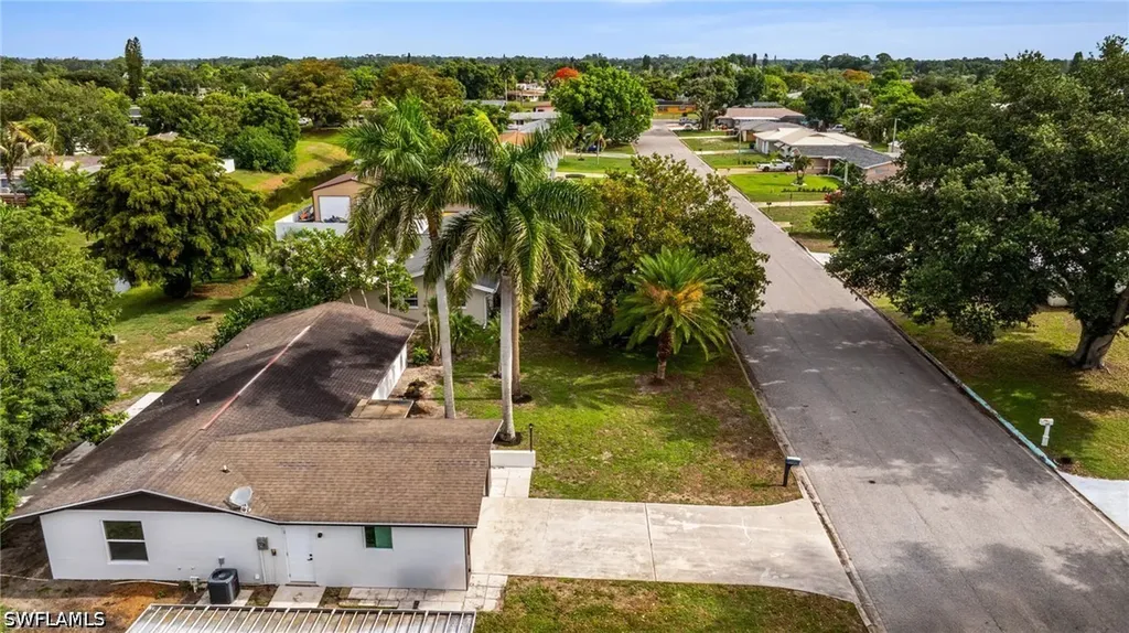 212 Jayview Avenue Lehigh Acres FL 33936