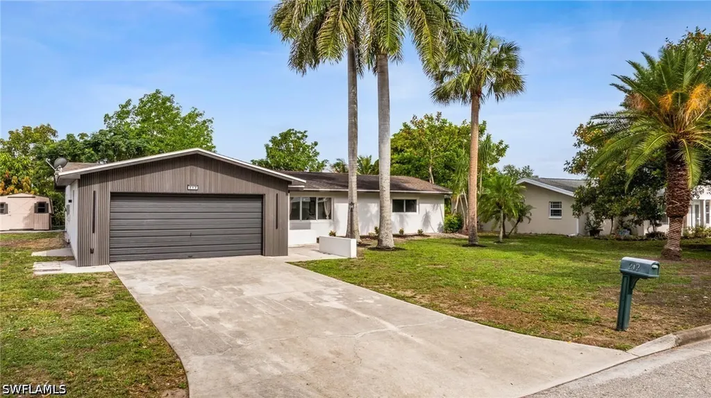 212 Jayview Avenue Lehigh Acres FL 33936