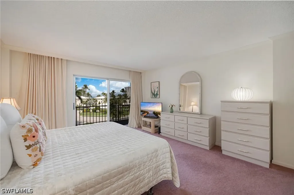 2150 Gulf Shore Boulevard N Naples FL 34102