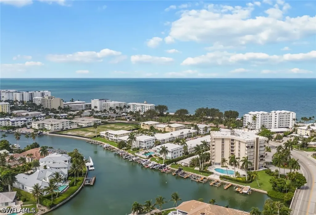 2150 Gulf Shore Boulevard N Naples FL 34102
