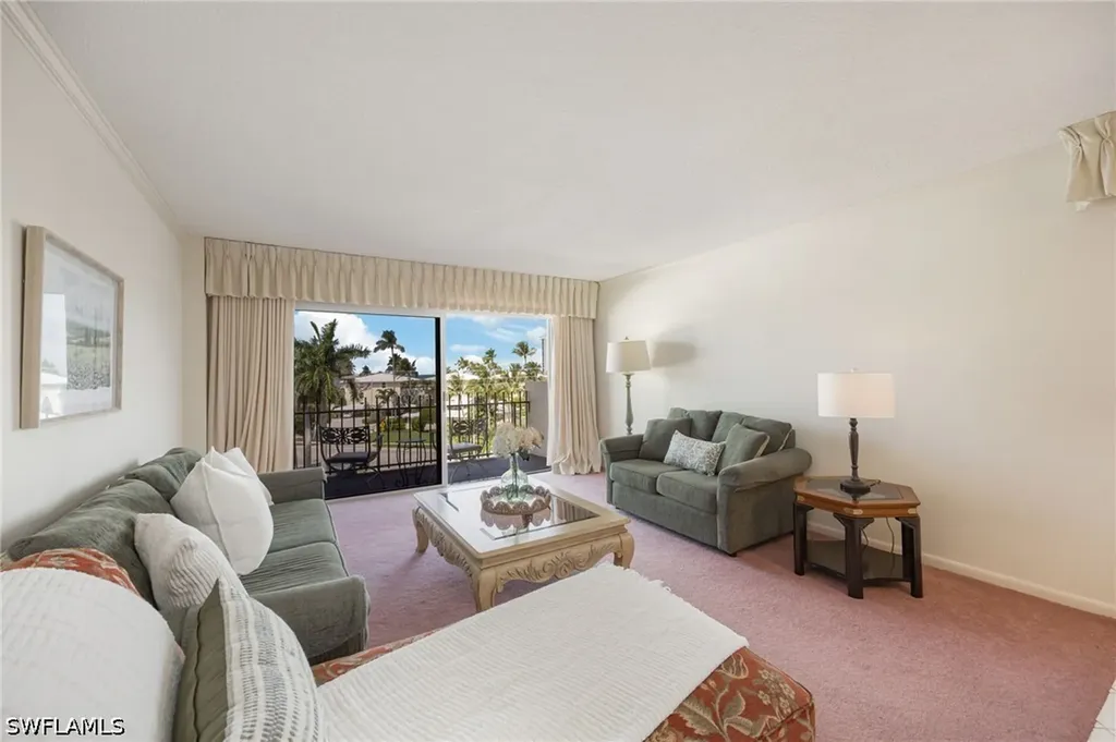 2150 Gulf Shore Boulevard N Naples FL 34102