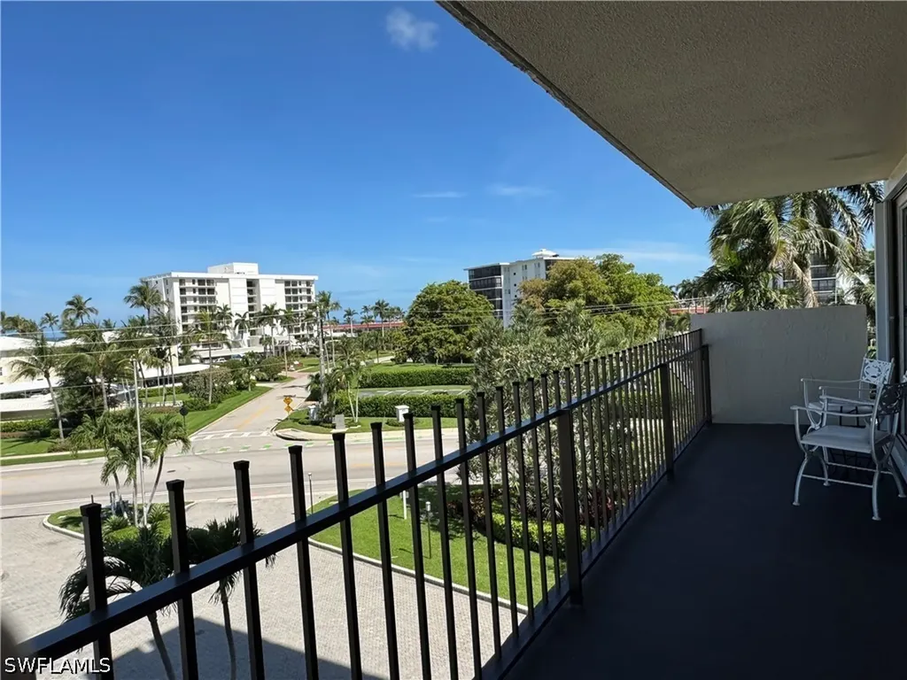 2150 Gulf Shore Boulevard N Naples FL 34102