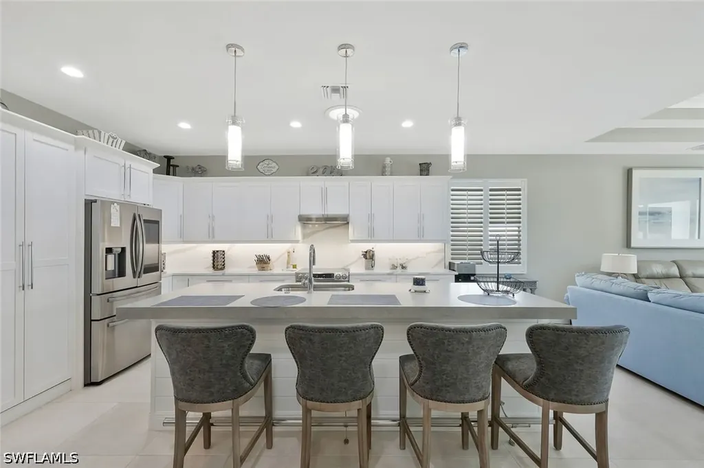 715 102nd Avenue N Naples FL 34108
