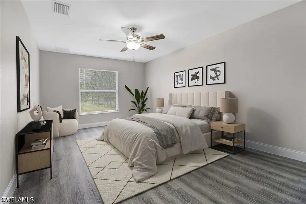 4490 10th Street NE Naples FL 34120
