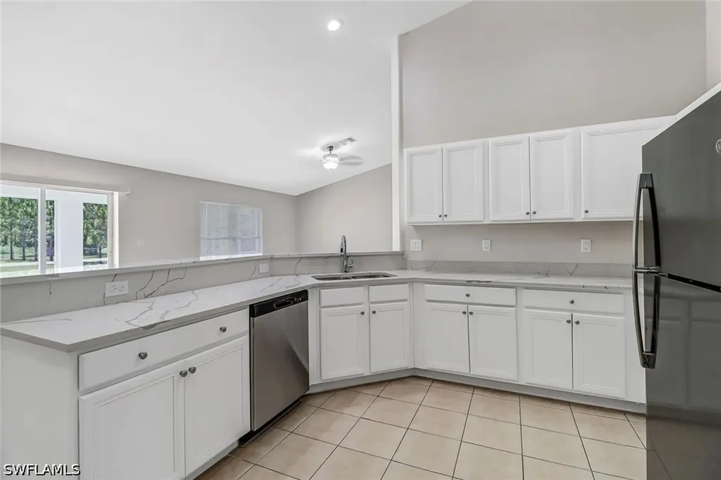 4490 10th Street NE Naples FL 34120