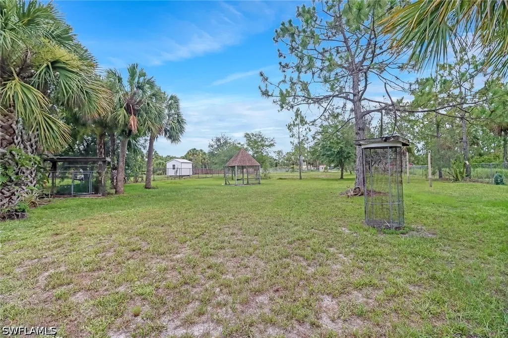 4490 10th Street NE Naples FL 34120