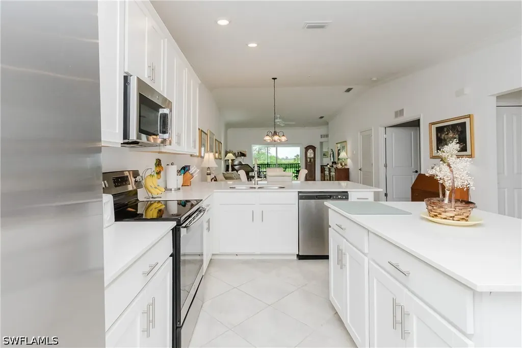 6082 National Boulevard Ave Maria FL 34142