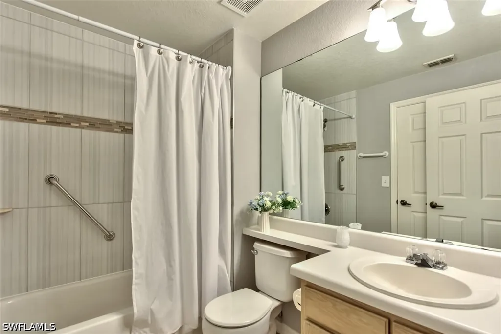 4610 Saint Croix Lane Naples FL 34109