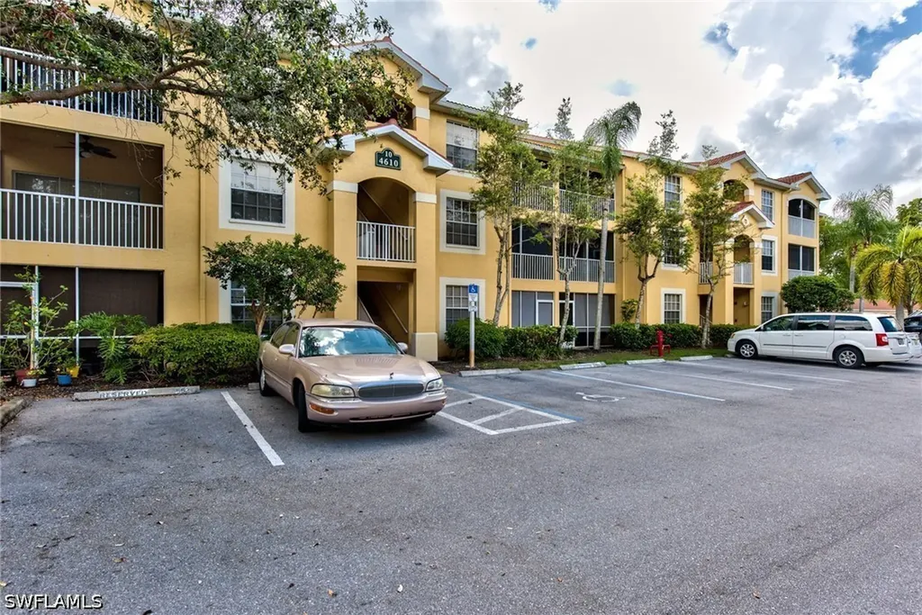 4610 Saint Croix Lane Naples FL 34109
