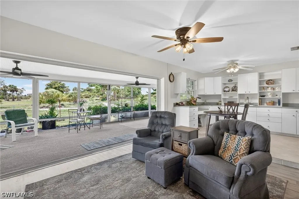 3848 SE 7th Place Cape Coral FL 33904