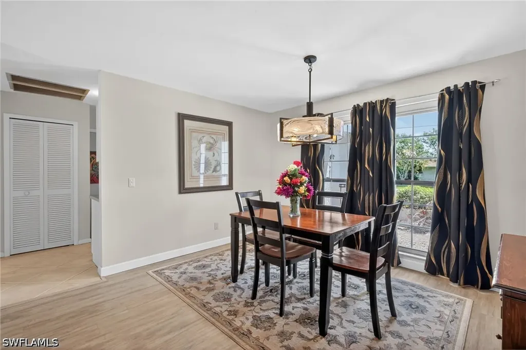 3848 SE 7th Place Cape Coral FL 33904