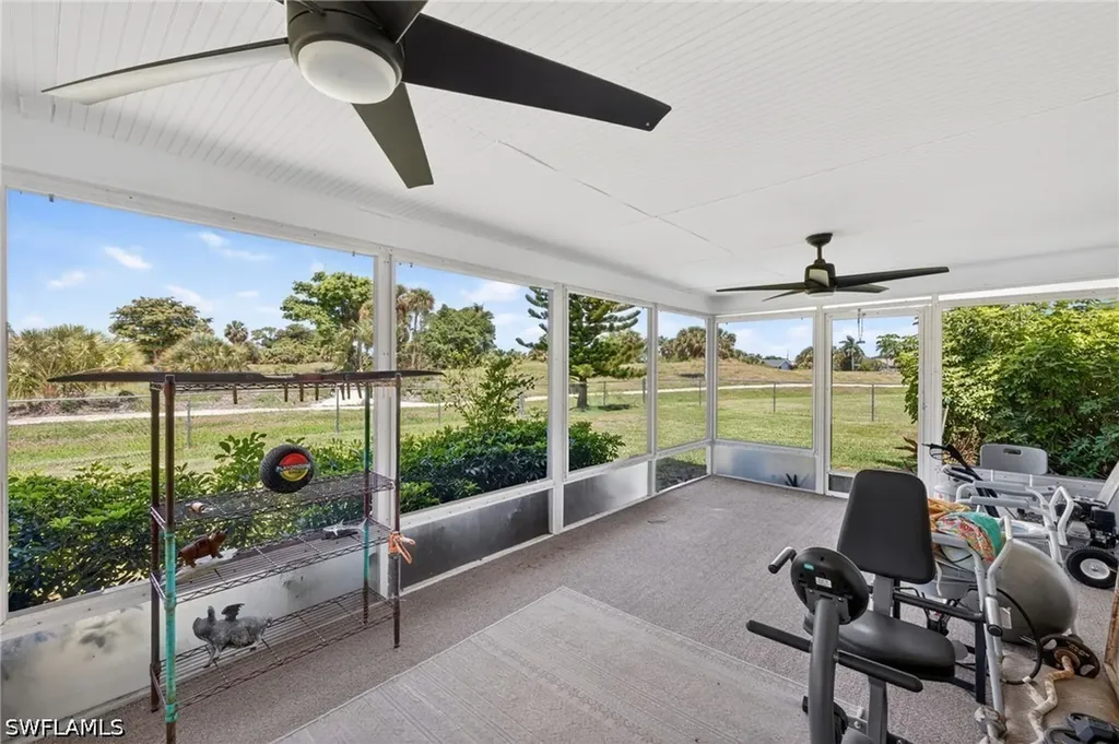3848 SE 7th Place Cape Coral FL 33904