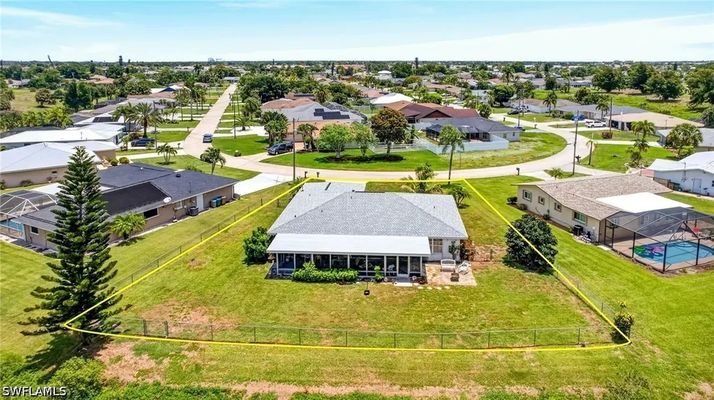 3848 SE 7th Place Cape Coral FL 33904