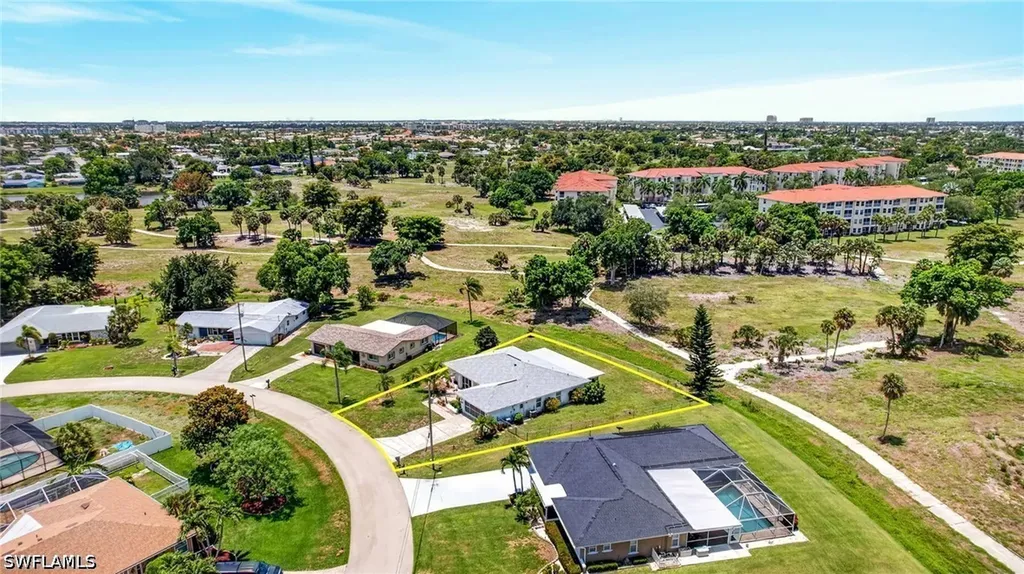 3848 SE 7th Place Cape Coral FL 33904