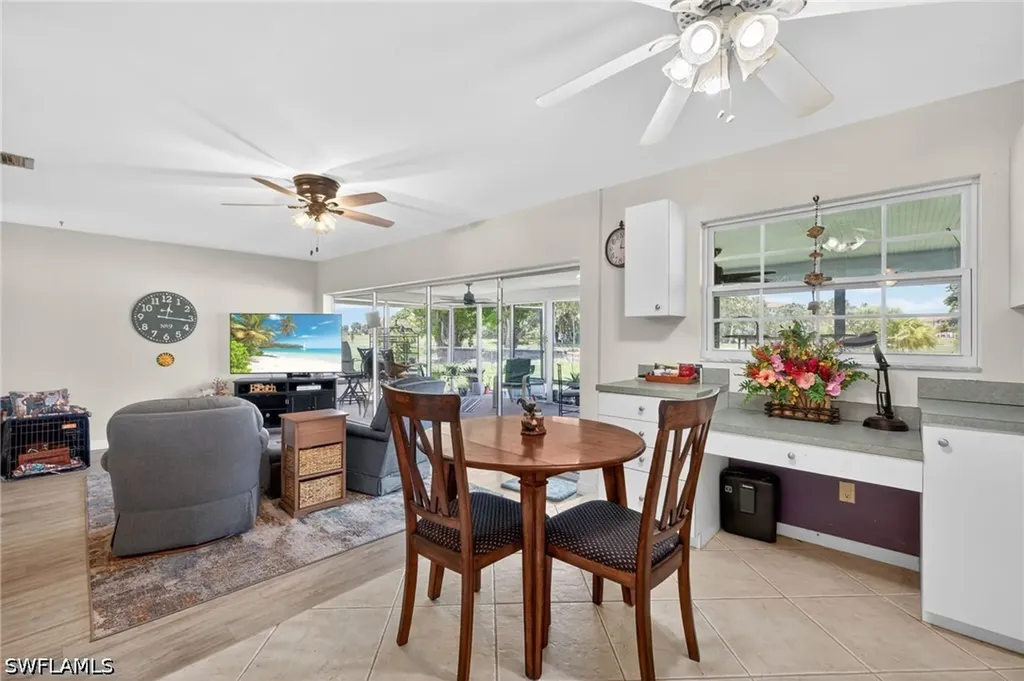 3848 SE 7th Place Cape Coral FL 33904