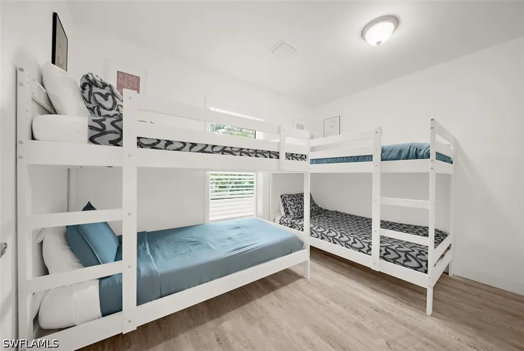 2375 Bahia Vista Street Sarasota FL 34239