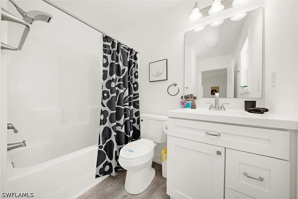 2375 Bahia Vista Street Sarasota FL 34239