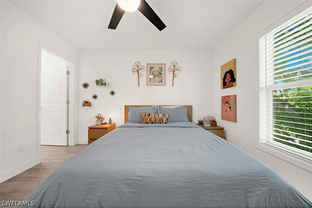 2375 Bahia Vista Street Sarasota FL 34239
