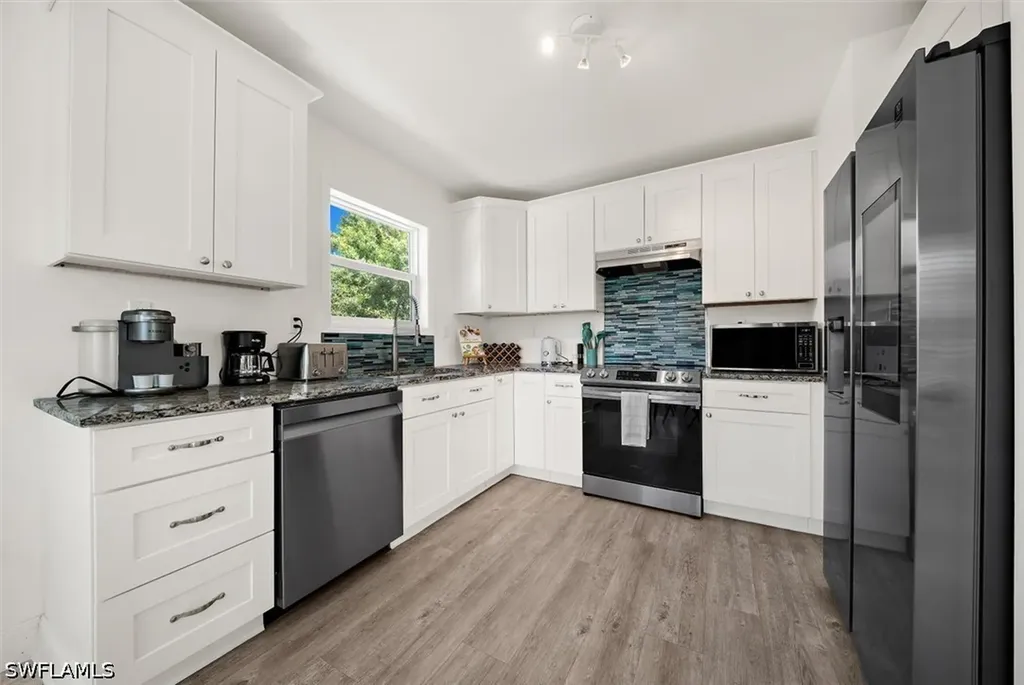 2375 Bahia Vista Street Sarasota FL 34239