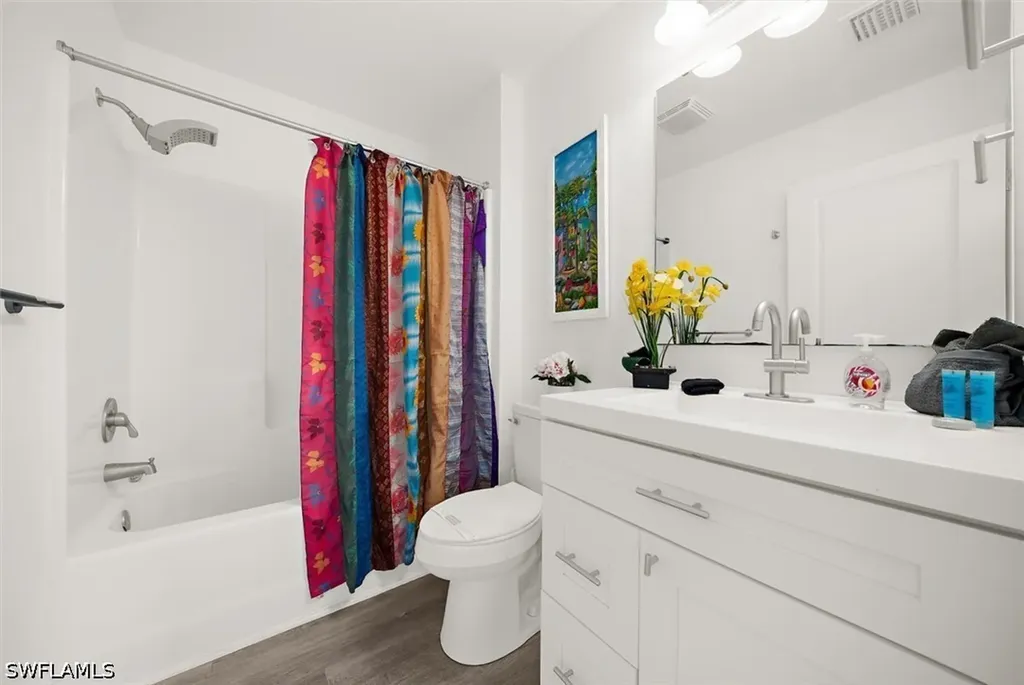 2375 Bahia Vista Street Sarasota FL 34239