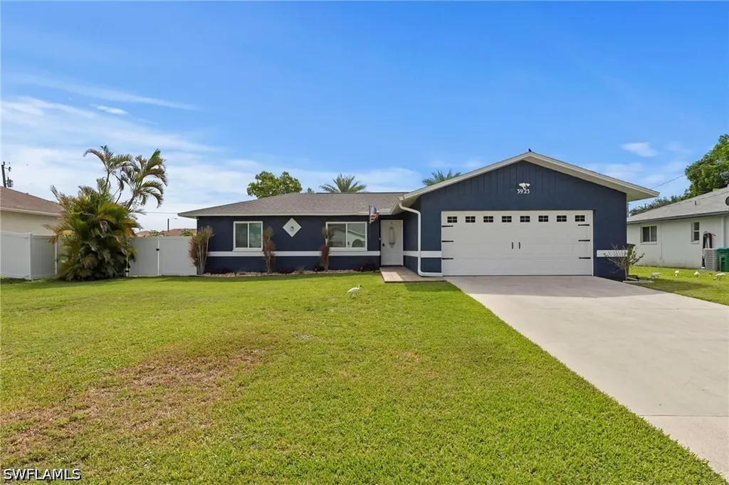 3923 SW 1st Avenue Cape Coral FL 33914