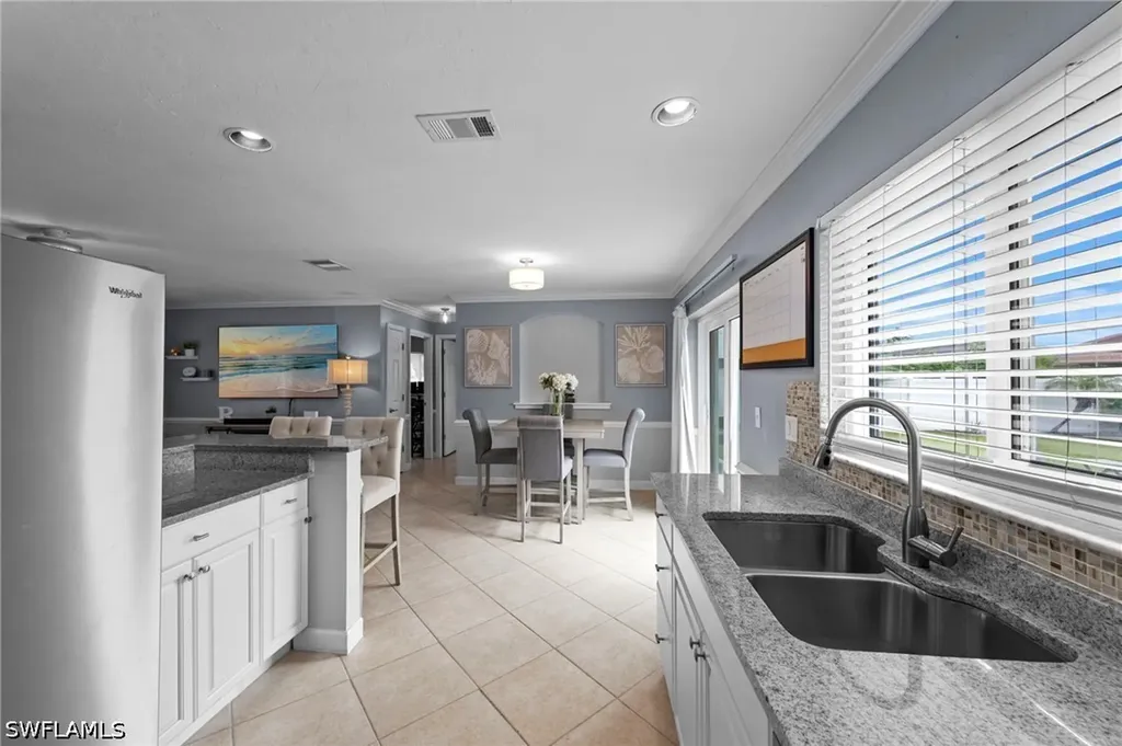 3923 SW 1st Avenue Cape Coral FL 33914