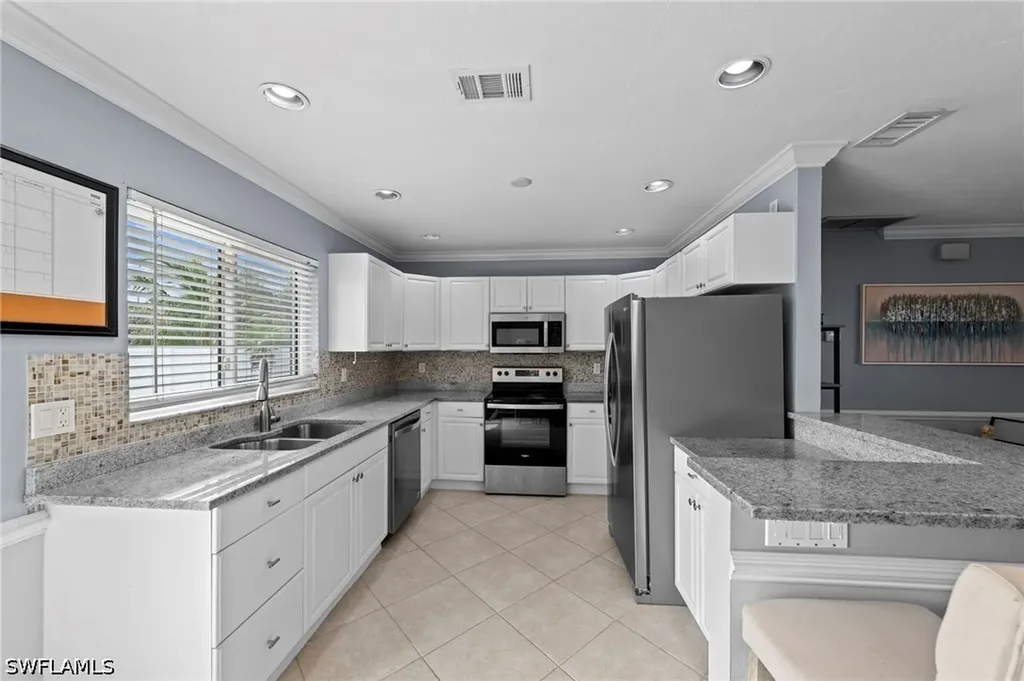 3923 SW 1st Avenue Cape Coral FL 33914