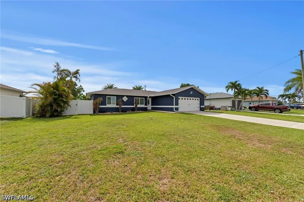3923 SW 1st Avenue Cape Coral FL 33914