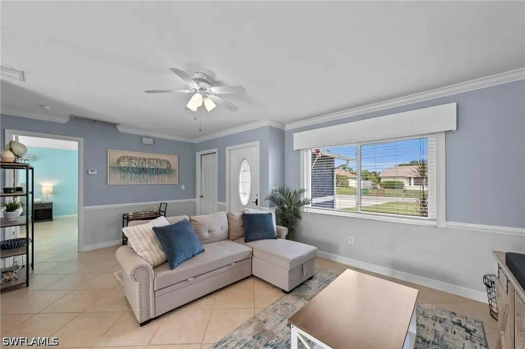 3923 SW 1st Avenue Cape Coral FL 33914