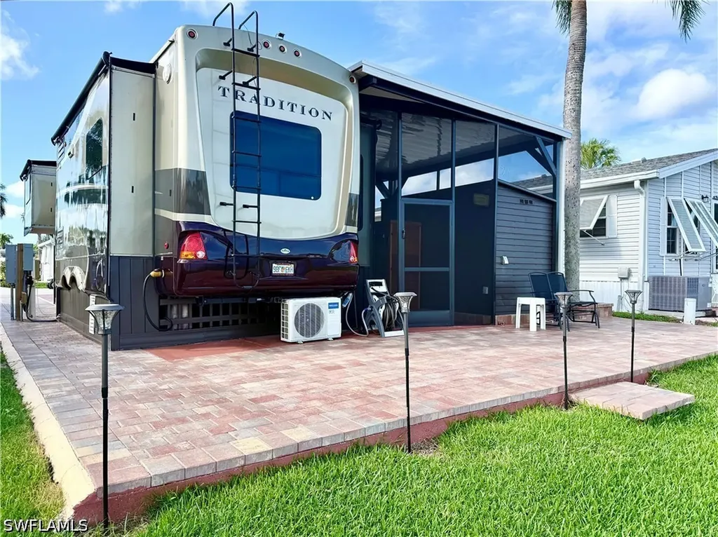 343 Bobcat Run Naples FL 34114