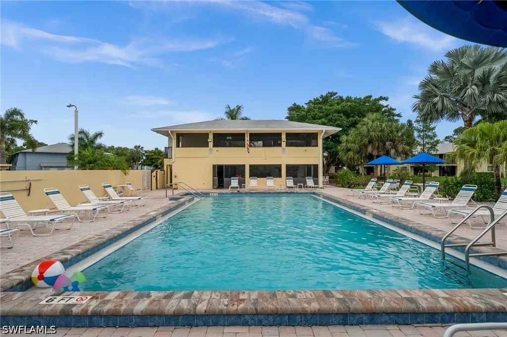 28280 Pine Haven Way Bonita Springs FL 34135