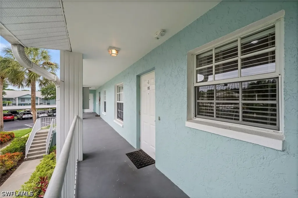 28280 Pine Haven Way Bonita Springs FL 34135