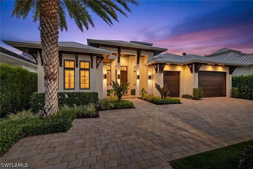Naples FL, 2140 Tarpon Road