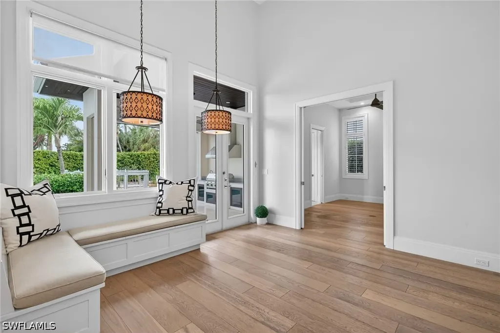 2140 Tarpon Road Naples FL 34102