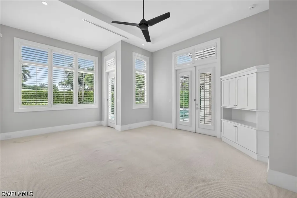 2140 Tarpon Road Naples FL 34102