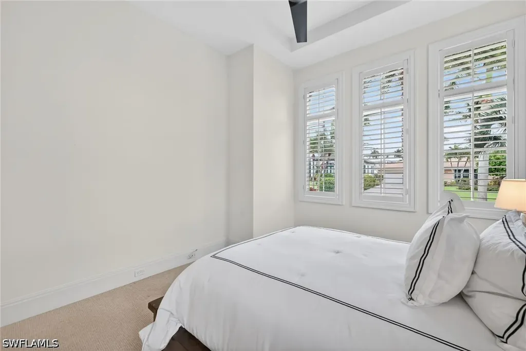 2140 Tarpon Road Naples FL 34102
