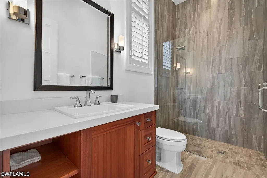 2140 Tarpon Road Naples FL 34102