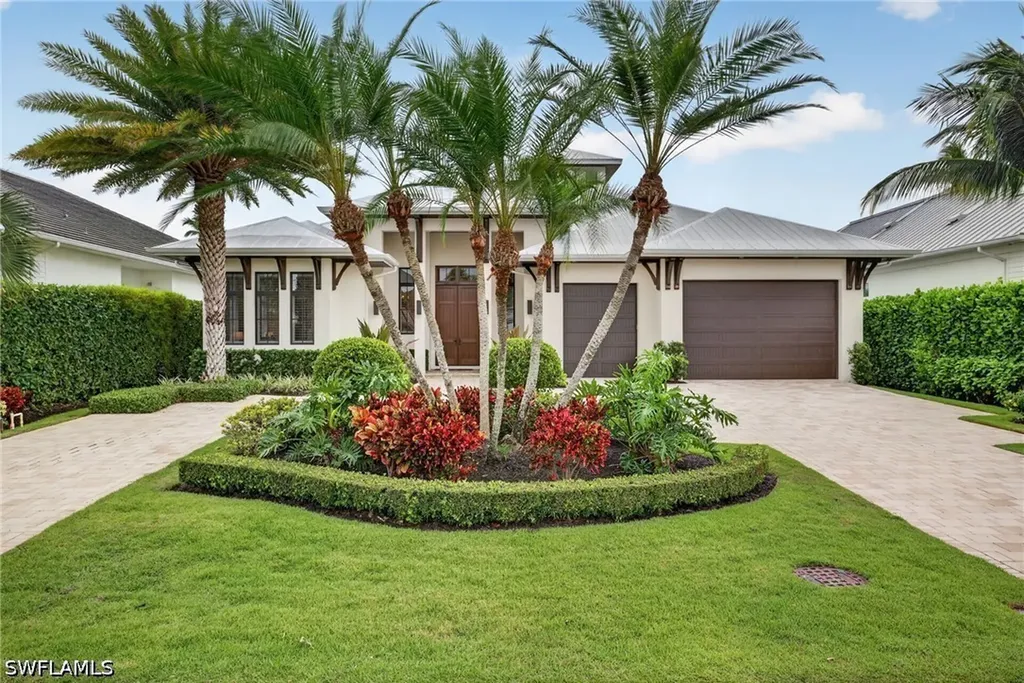 2140 Tarpon Road Naples FL 34102