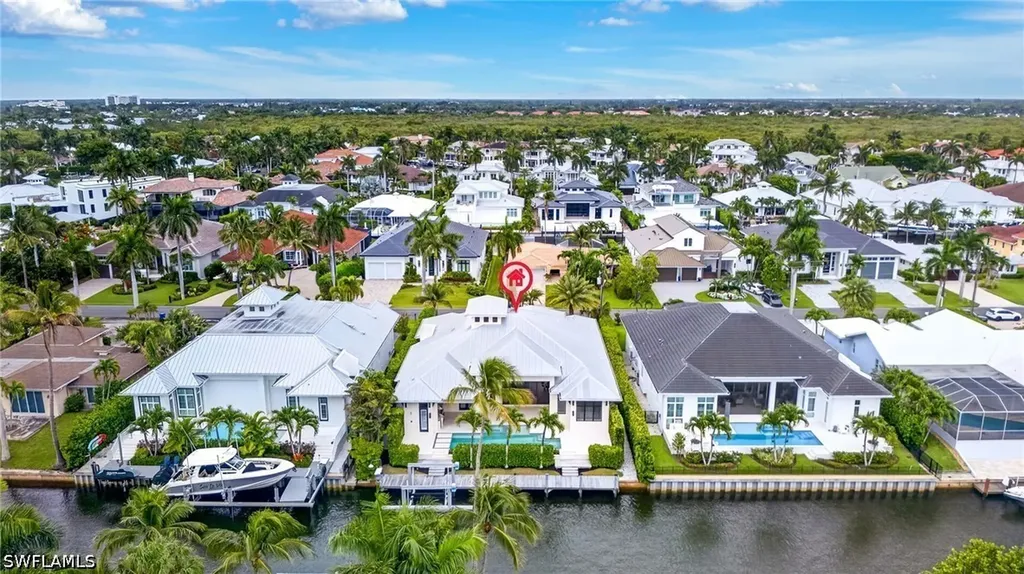 2140 Tarpon Road Naples FL 34102
